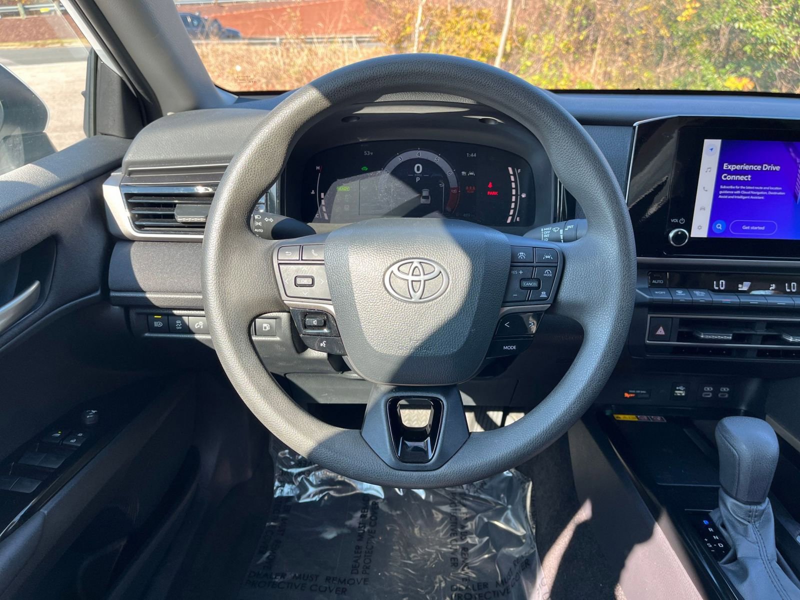 Used 2025 Toyota Camry LE image 29