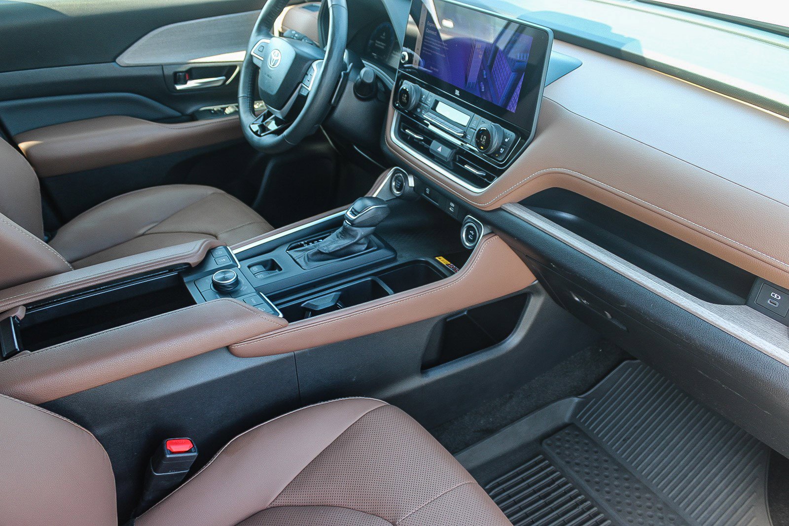 Certified 2024 Toyota Grand Highlander Platinum image 17