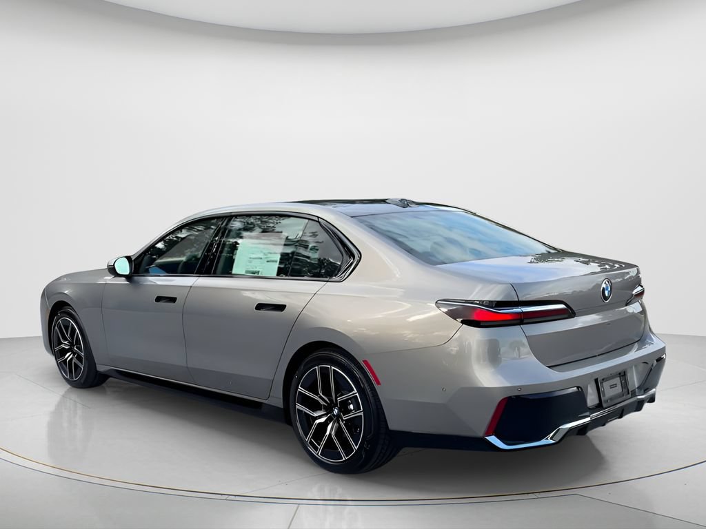 Certified 2026 BMW 740i w/ Premium Package RWD image 6