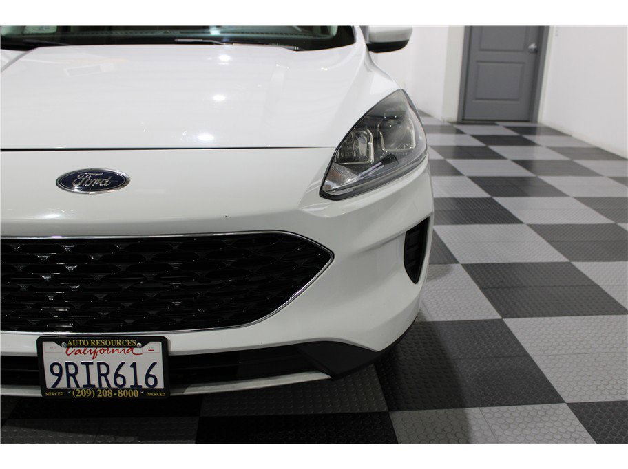 Used 2021 Ford Escape SE image 8