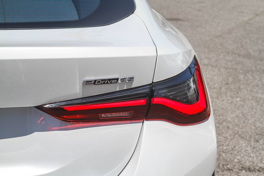 Used 2023 BMW i4 eDrive35 w/ Premium Package RWD image 7