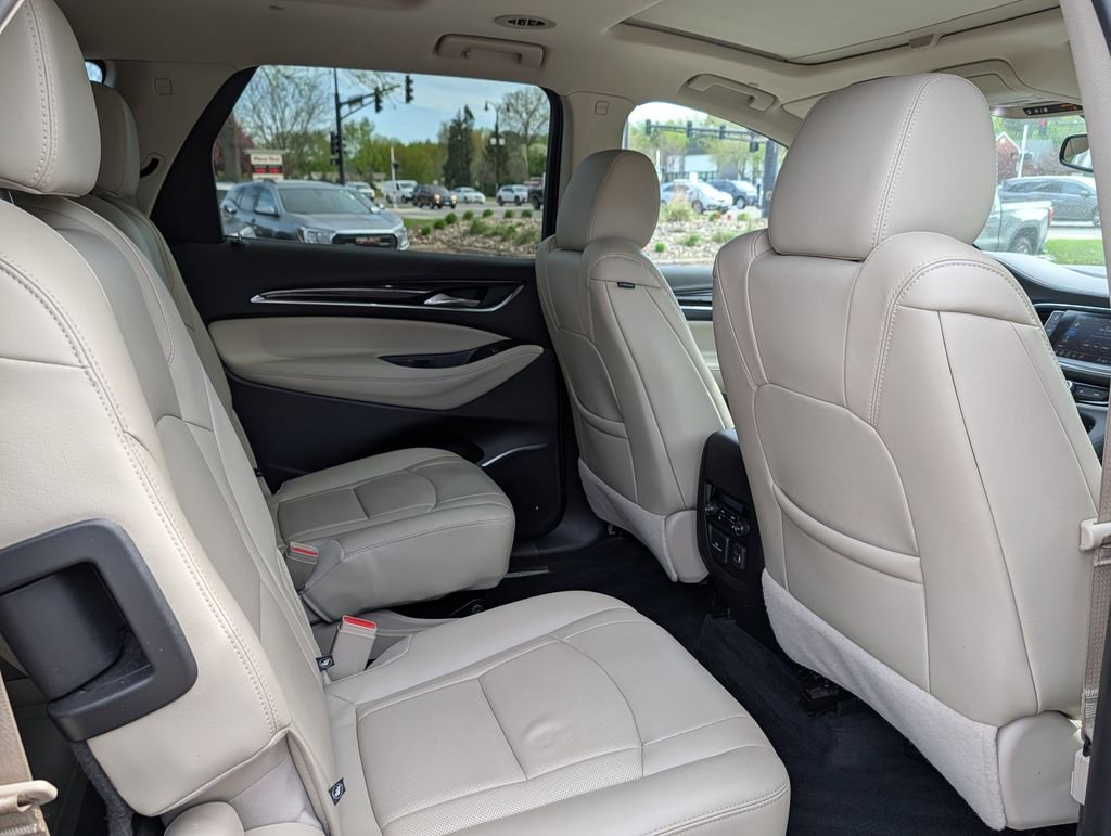 Used 2021 Buick Enclave Premium w/ Sun and Sites Package AWD/4WD image 21