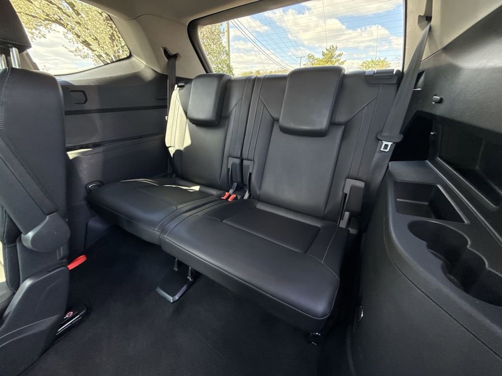 Used 2020 Volkswagen Atlas SE w/ Towing Package image 25