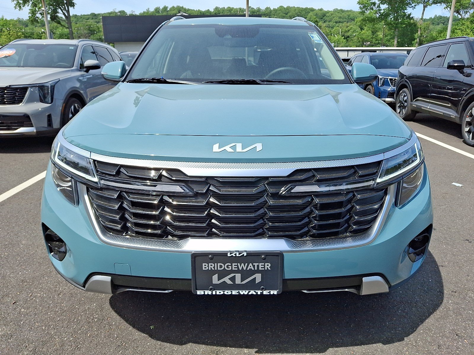 New 2026 Kia Seltos EX AWD/4WD image 2
