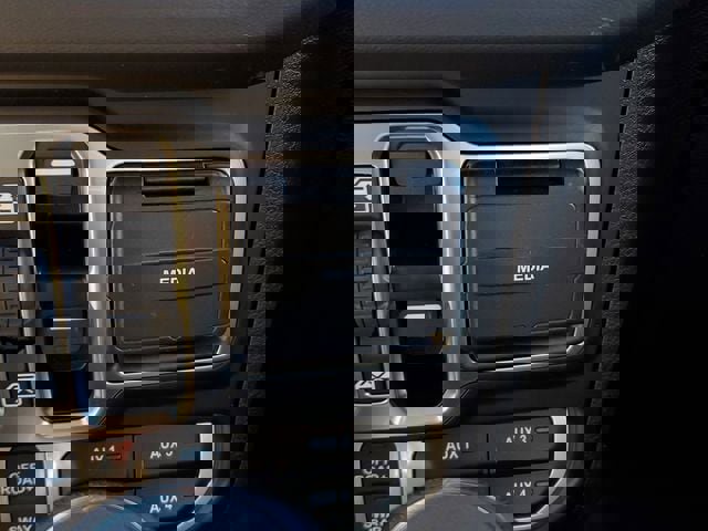 Certified 2025 Jeep Wrangler Unlimited Rubicon w/ Safety Group image 32