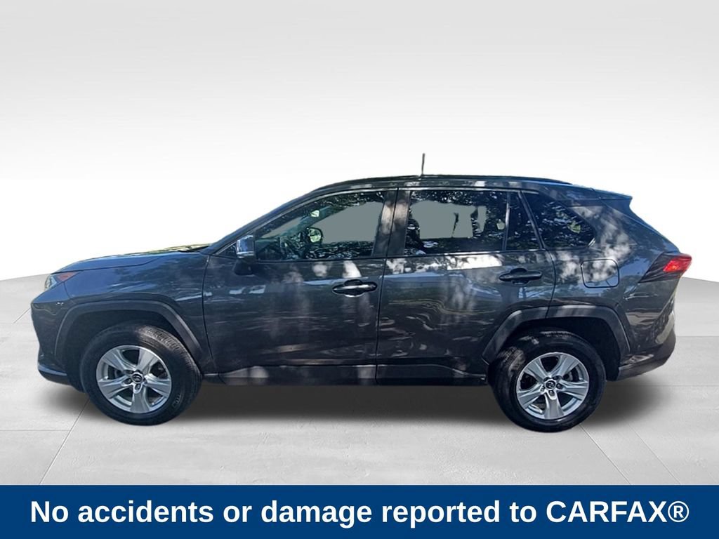 Used 2020 Toyota RAV4 XLE FWD image 2