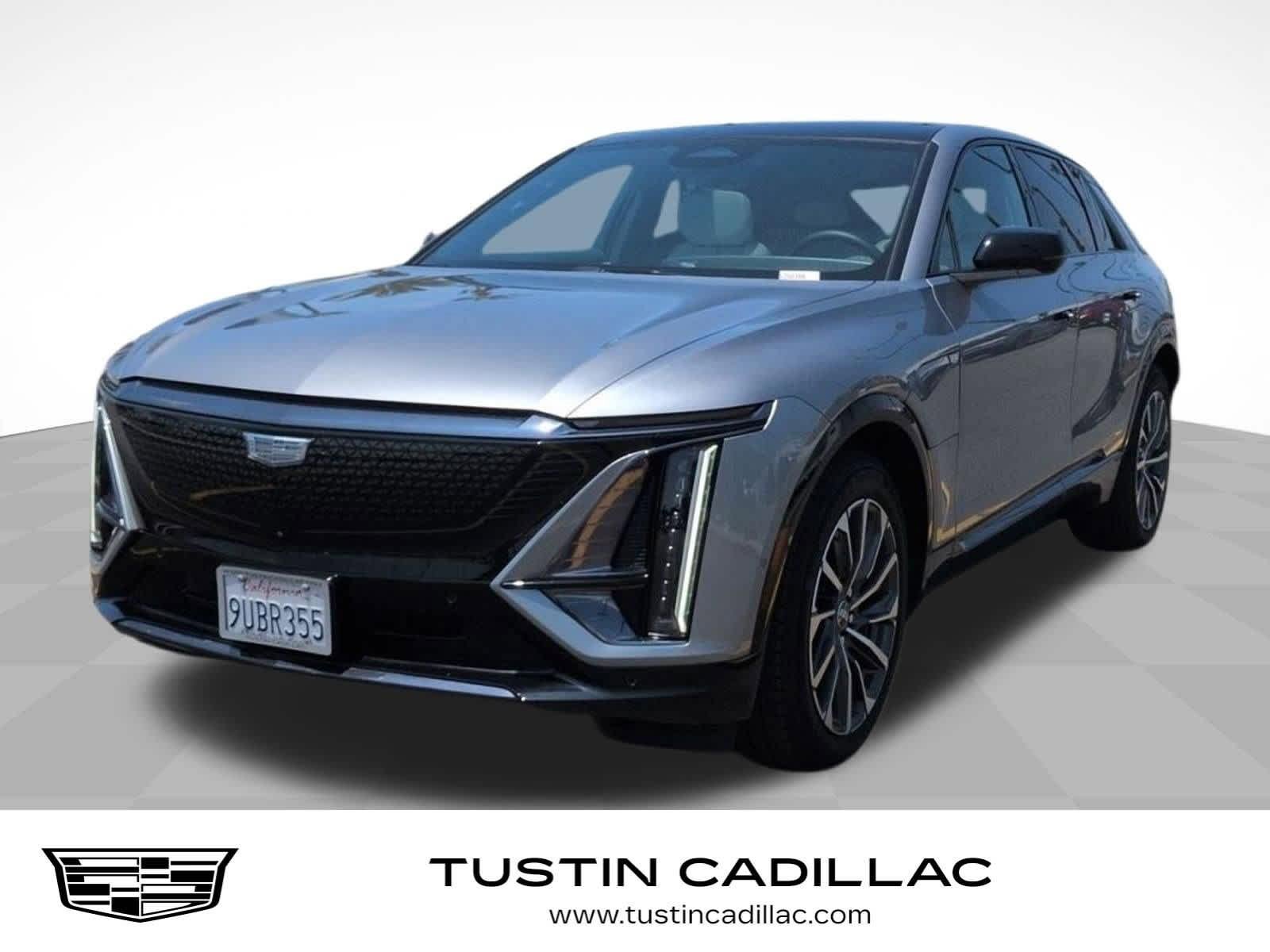 Used 2025 Cadillac Lyriq Sport AWD/4WD image 1