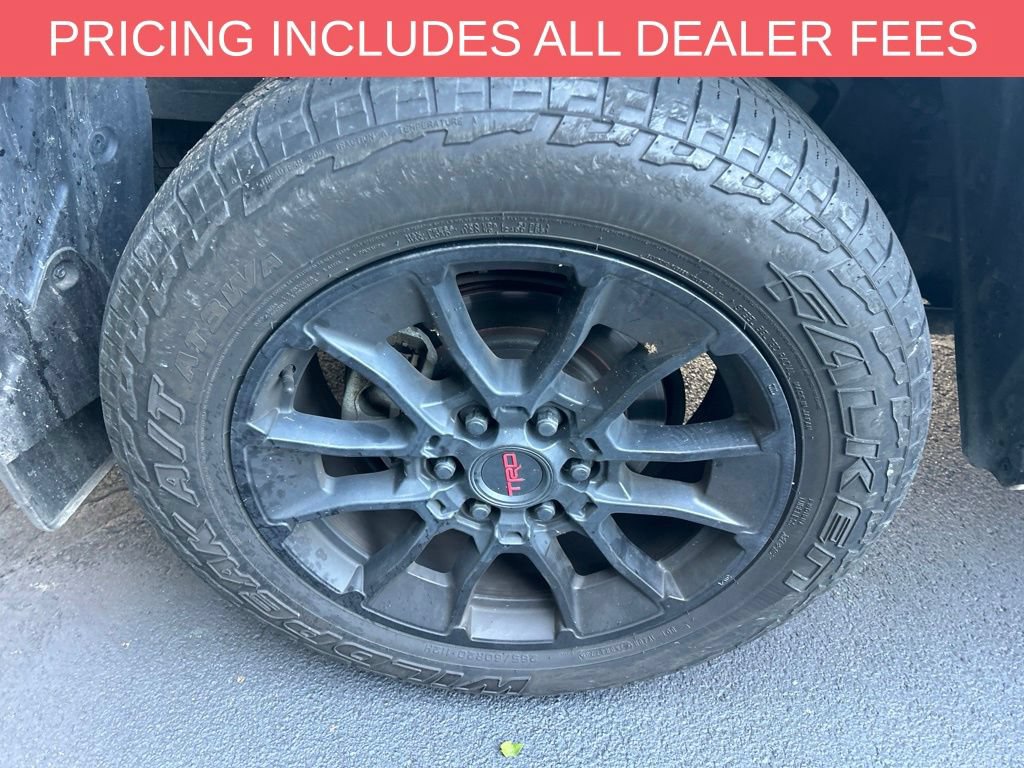 Used 2025 Toyota Tundra Limited w/ TRD Off-Road Package AWD/4WD image 10
