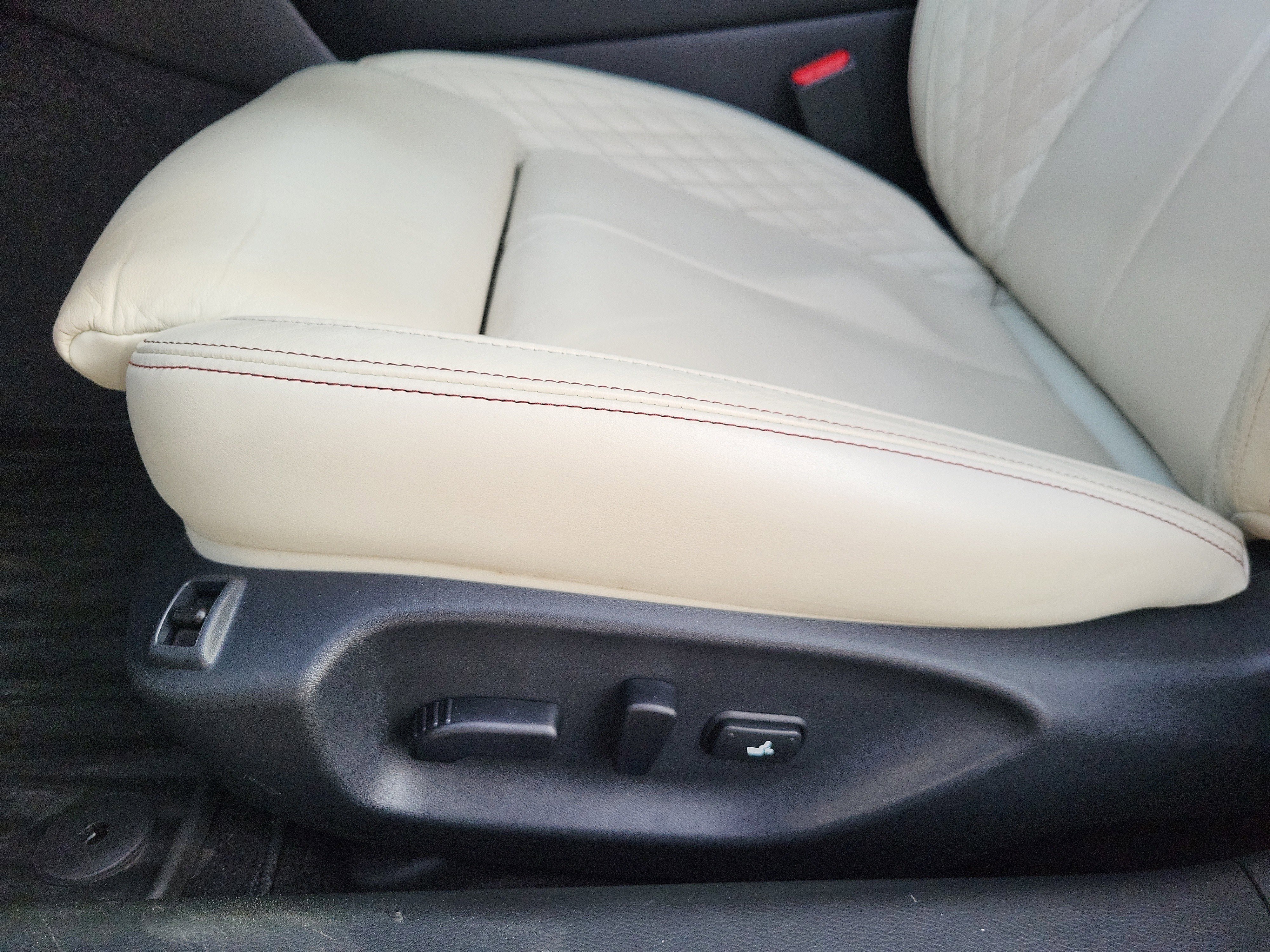 Used 2021 INFINITI Q50 Red Sport 400 w/ Proactive Package image 8