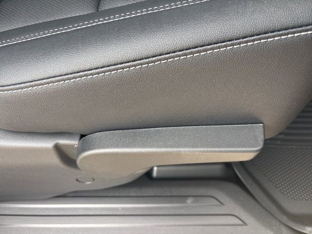 New 2026 Chevrolet Traverse LT image 19