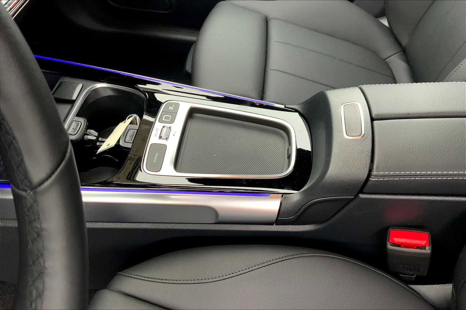 Certified 2025 Mercedes-Benz GLB 250 image 10