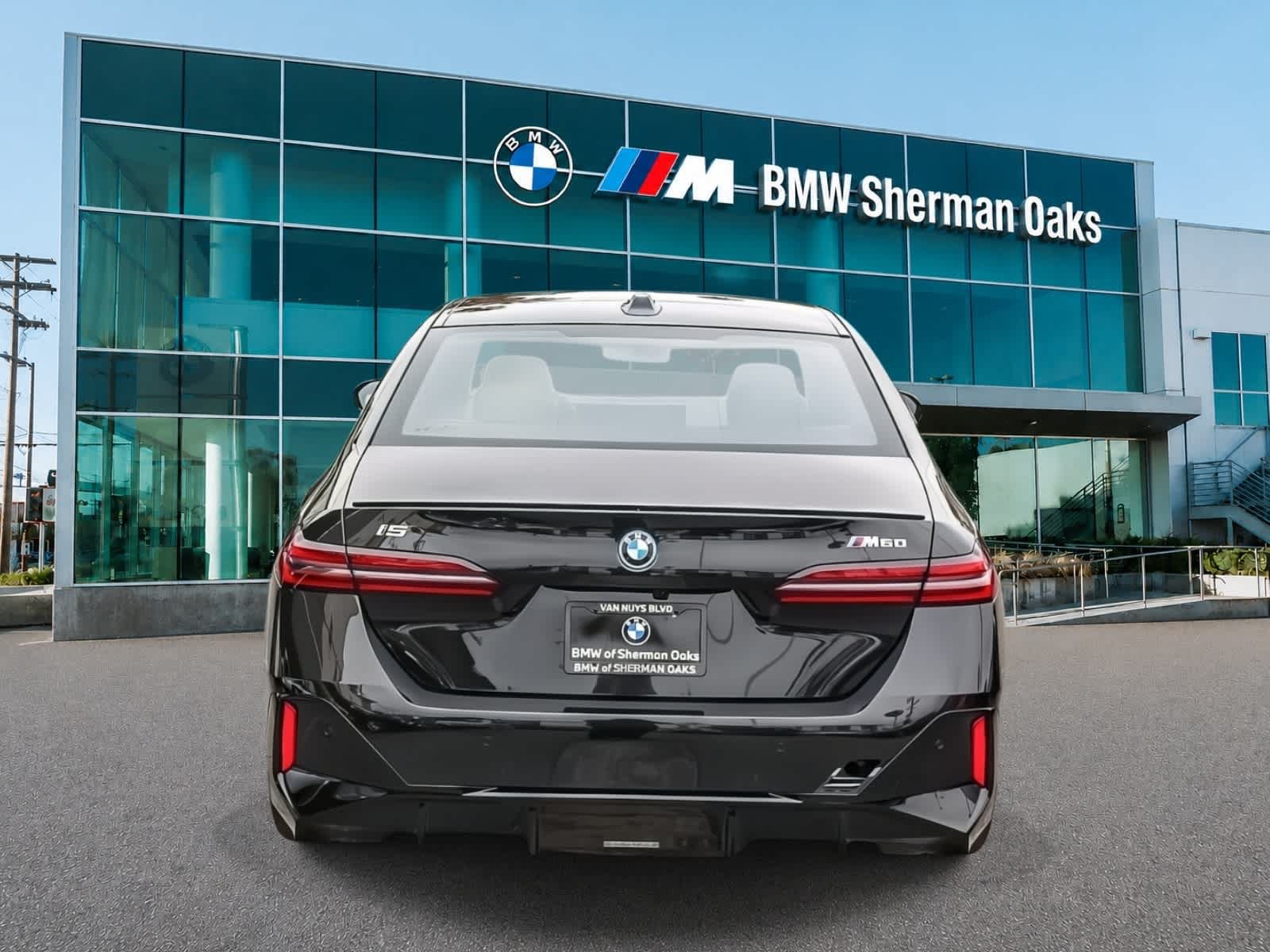 New 2026 BMW i5 M60 AWD/4WD image 5