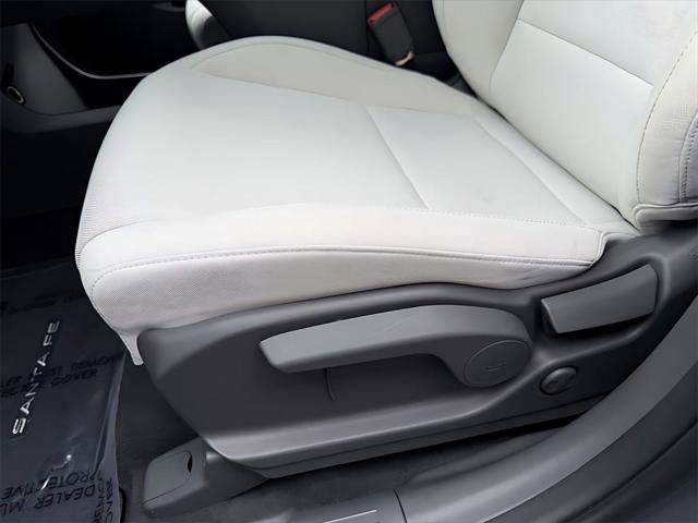 New 2026 Hyundai Santa Fe SE image 13