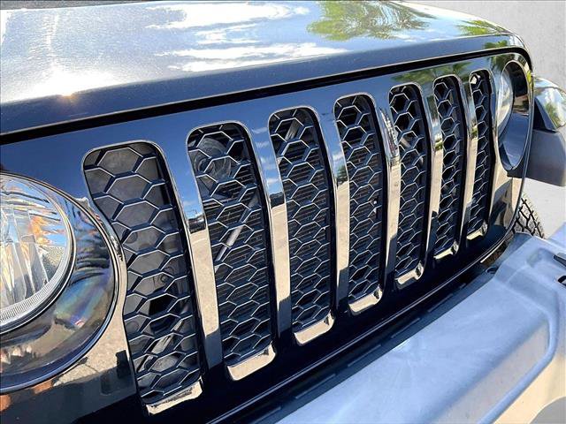 Used 2022 Jeep Gladiator Sport AWD/4WD image 27
