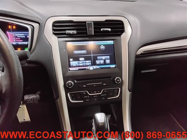 Used 2016 Ford Fusion Energi SE w/ Driver Assist Package image 12