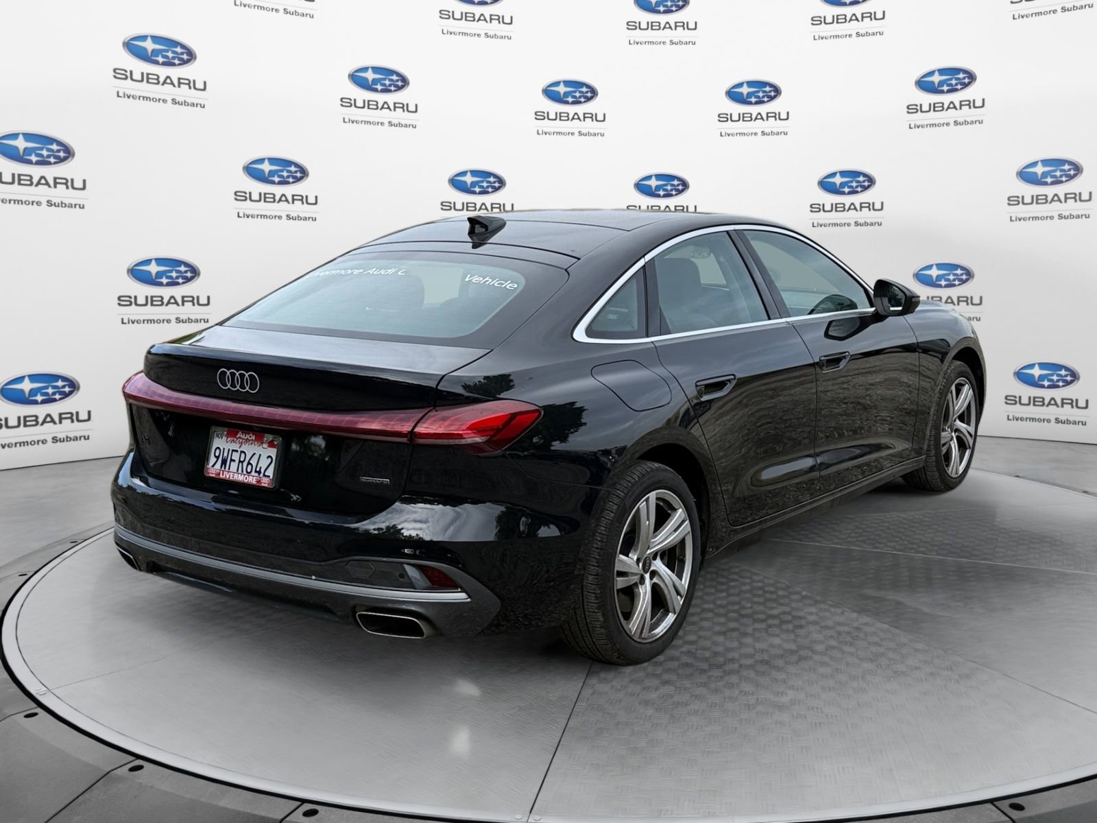 Used 2025 Audi A5 2.0T Premium Plus w/ Premium Plus AWD/4WD image 4