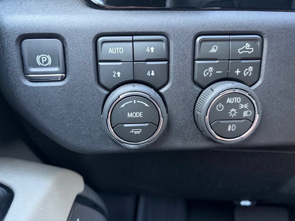 New 2026 Chevrolet Silverado 2500 ZR2 AWD/4WD image 23