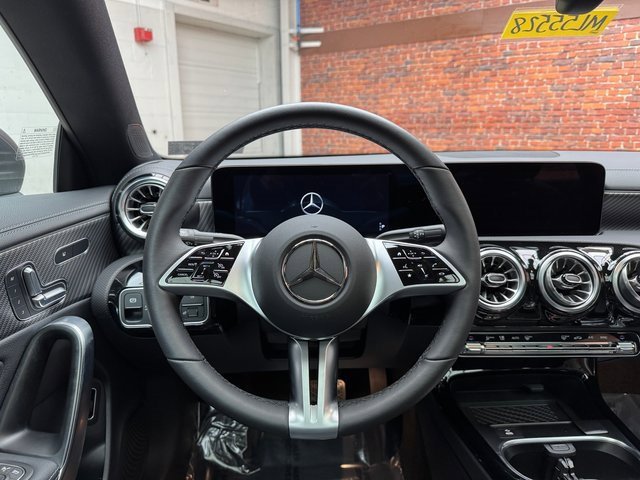 Used 2025 Mercedes-Benz CLA 250 4MATIC image 14
