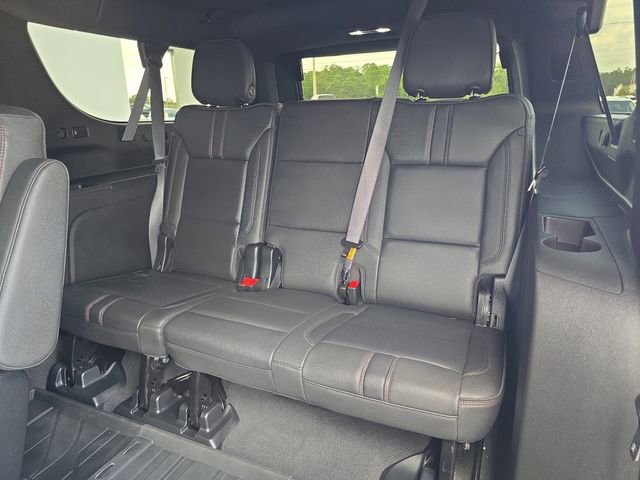 Used 2024 Chevrolet Suburban RST w/ Luxury Package AWD/4WD image 16