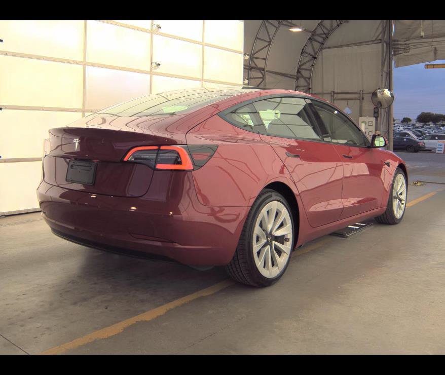 Used 2023 Tesla Model 3 Standard Range image 11
