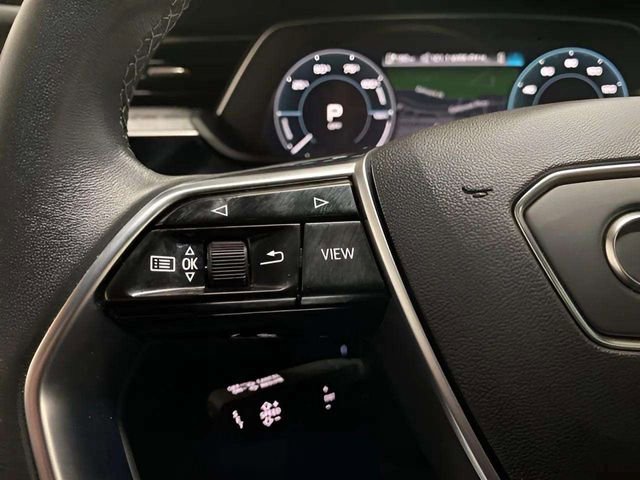 Used 2022 Audi e-tron Premium Plus w/ Premium Plus Package image 49