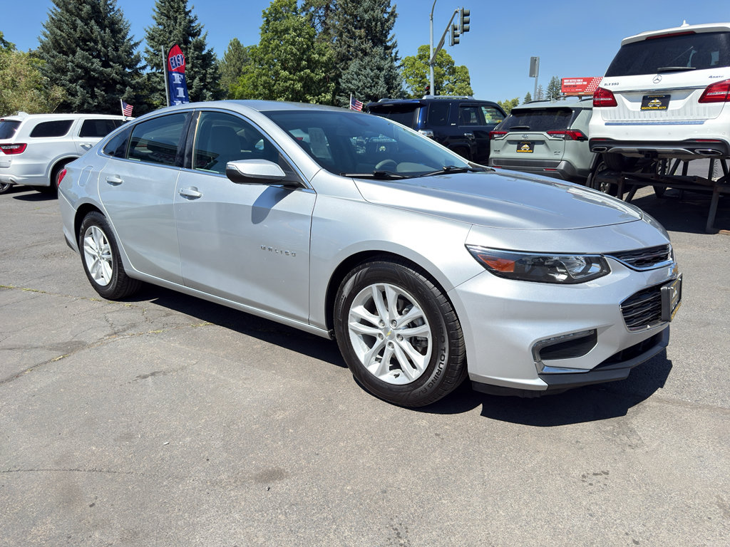 Used 2018 Chevrolet Malibu LT FWD image 10