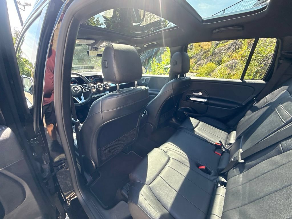 Used 2021 Mercedes-Benz GLB 250 4MATIC image 21