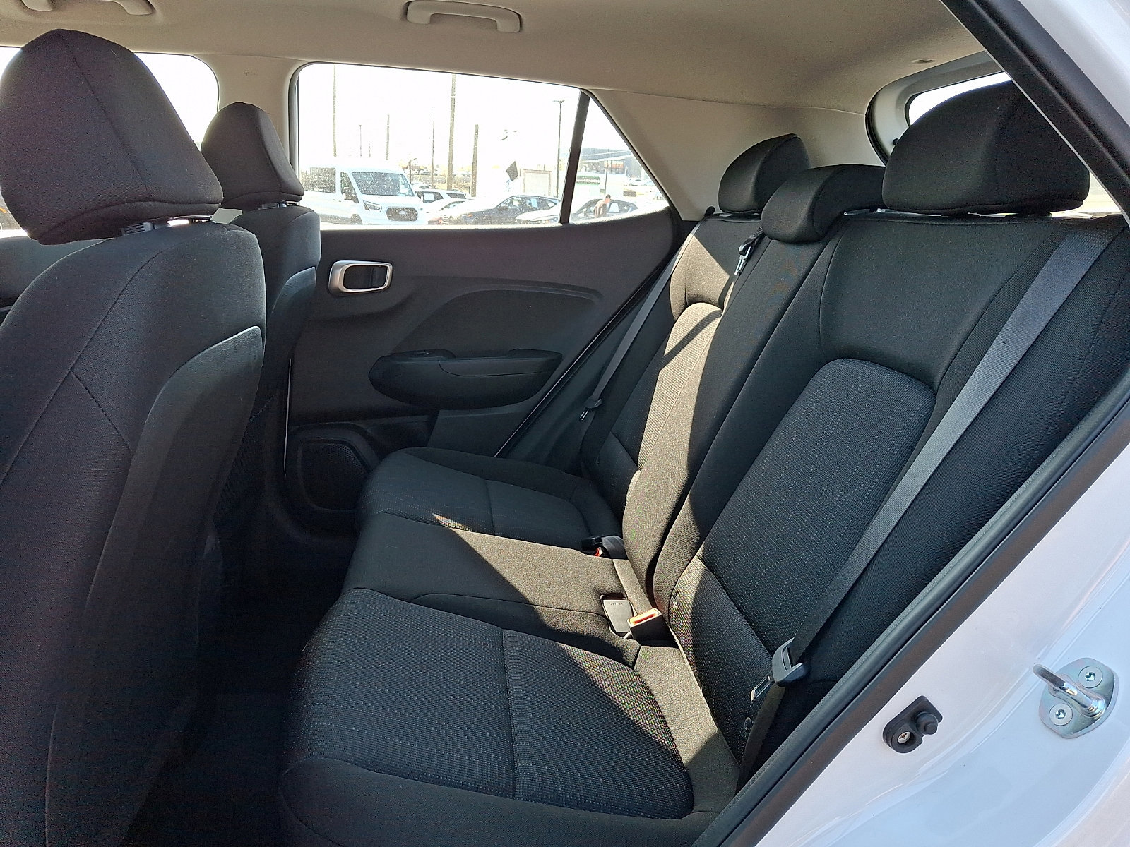 Certified 2025 Hyundai Venue SE image 10