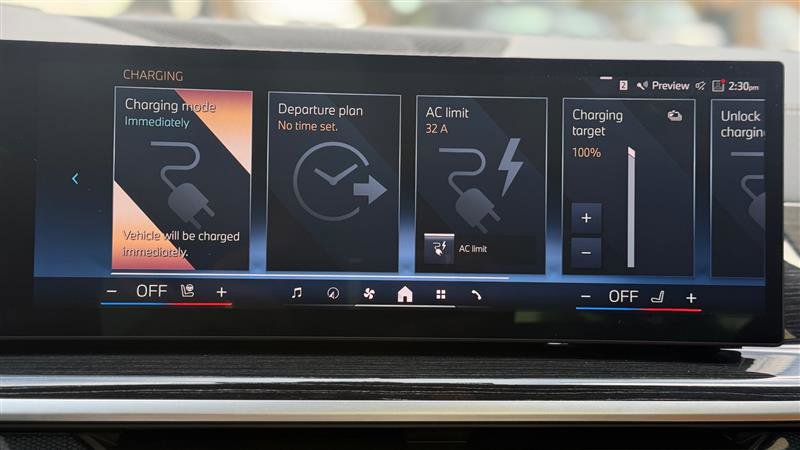 Used 2025 BMW X5 xDrive50e w/ M Sport Package image 48