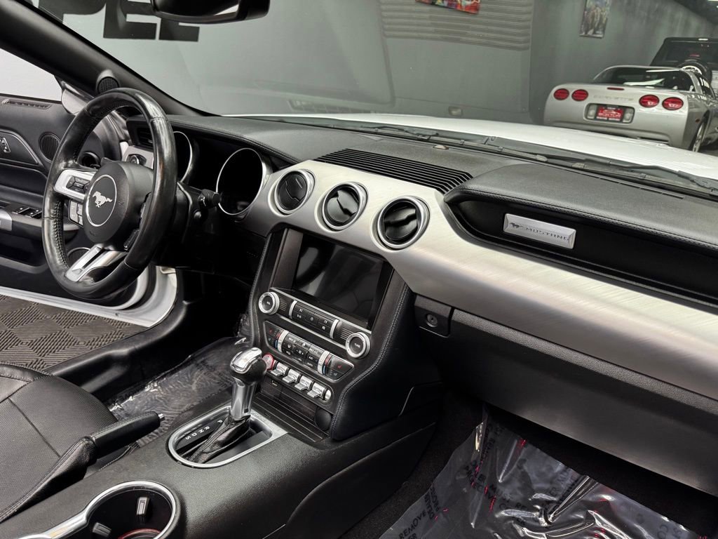 Used 2019 Ford Mustang Premium RWD image 41