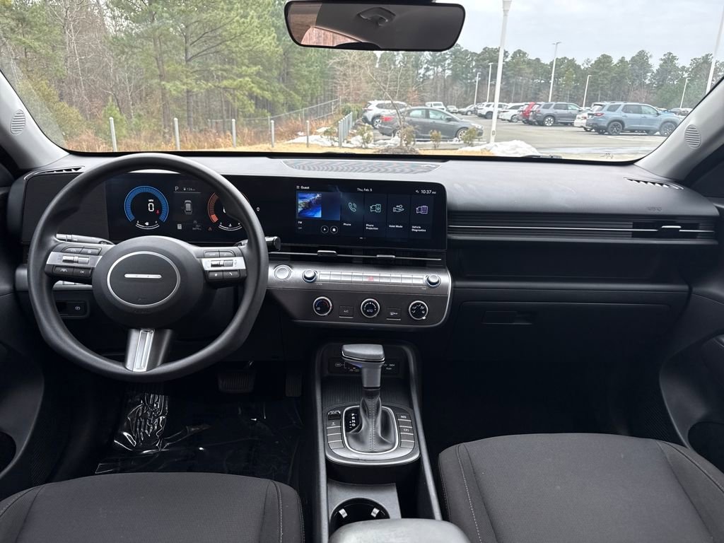 Used 2024 Hyundai Kona SE image 16