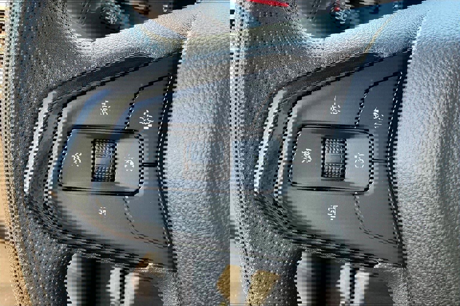 Used 2021 Chevrolet TrailBlazer LS image 16