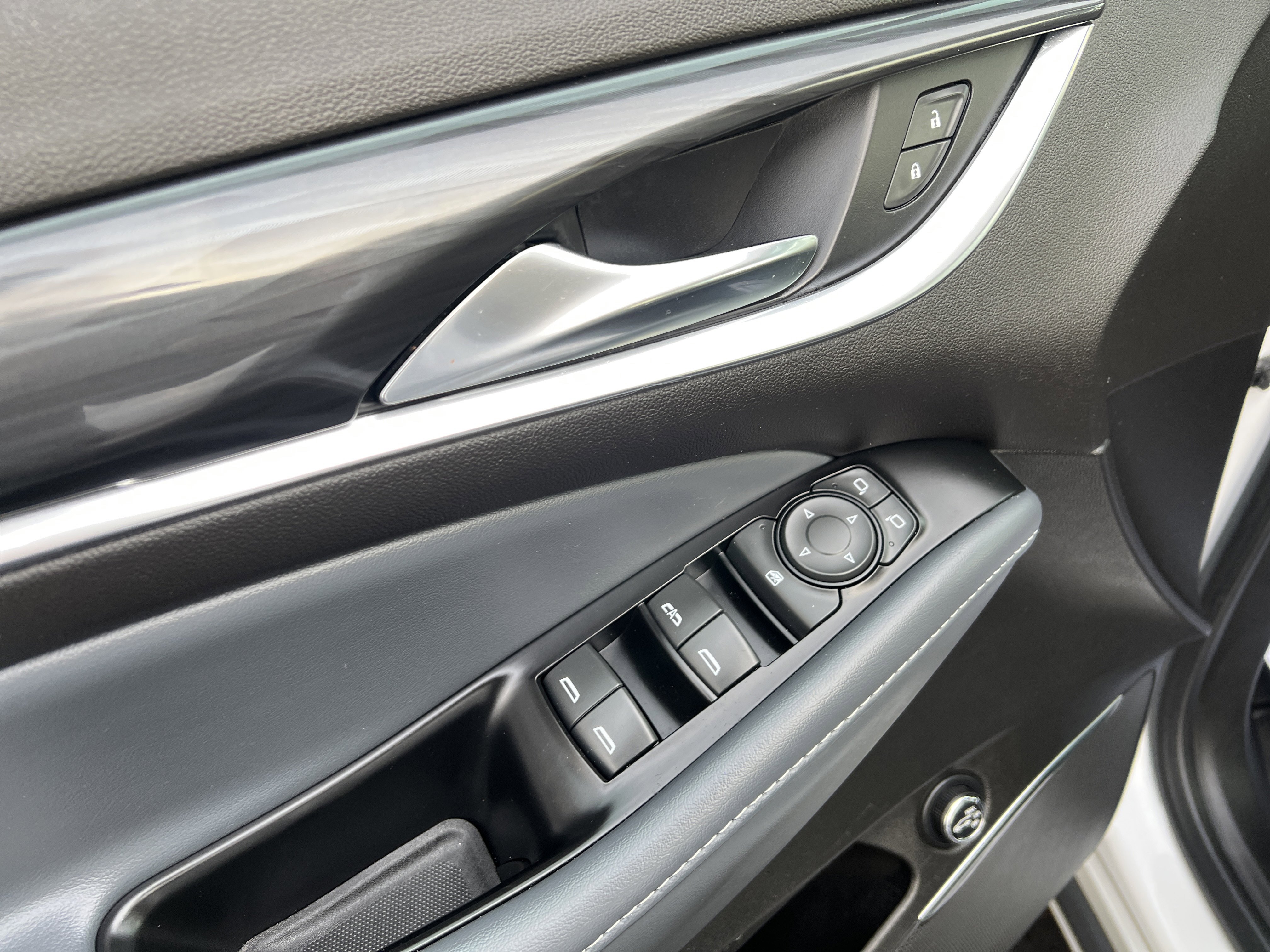 Certified 2023 Buick Enclave Essence w/ Experience Buick Package image 15