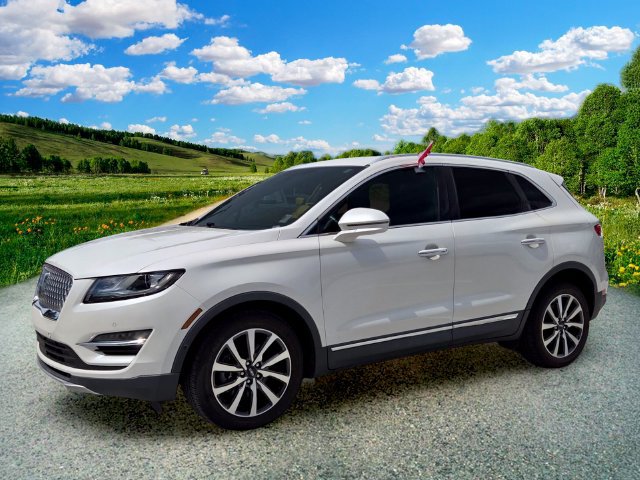 Used 2019 Lincoln MKC Reserve w/ MKC Technology Package FWD image 2