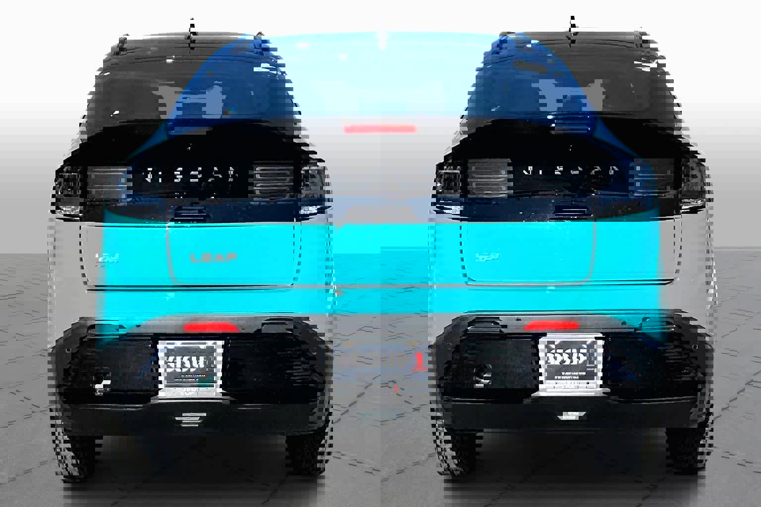 New 2026 Nissan Leaf Platinum+ image 4