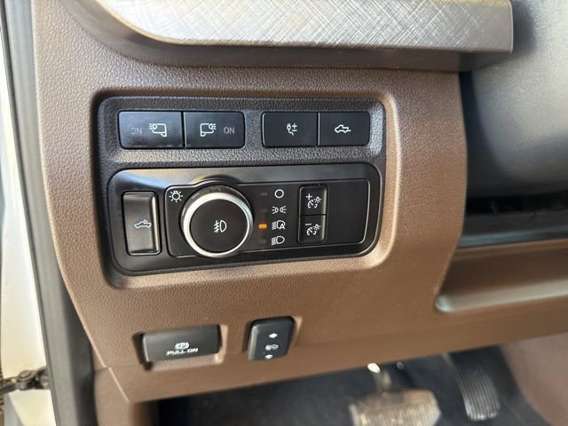 Used 2024 Ford F250 King Ranch w/ Chrome Package AWD/4WD image 16