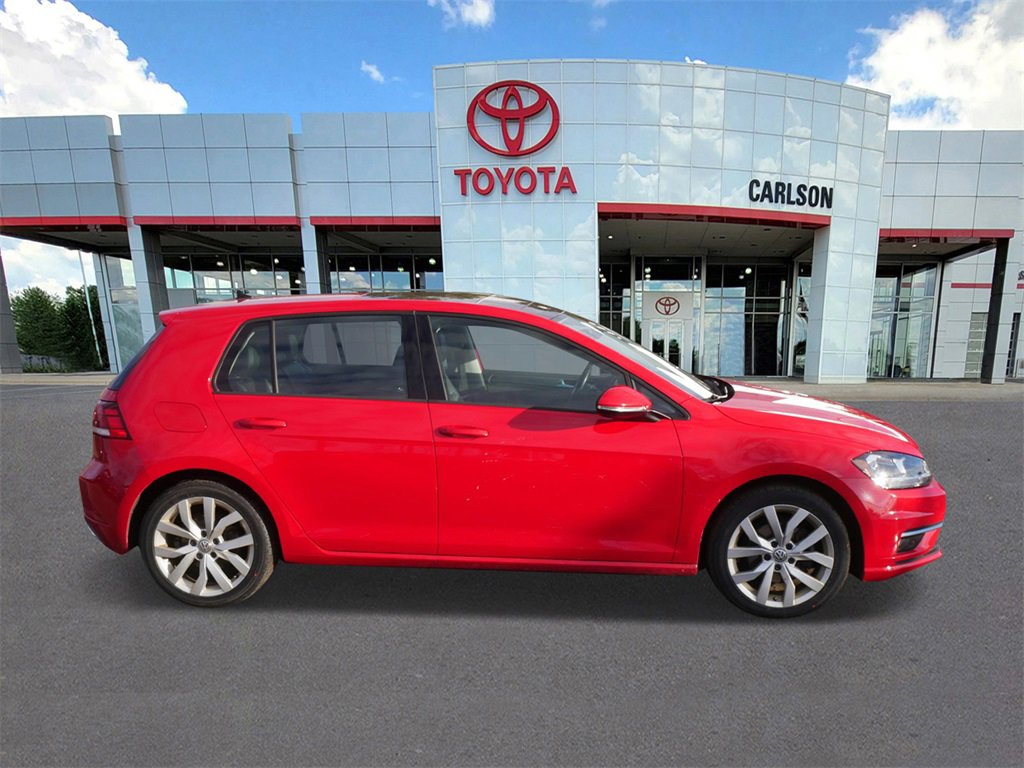 Used 2019 Volkswagen Golf SE w/ Driver Assistance Package image 4