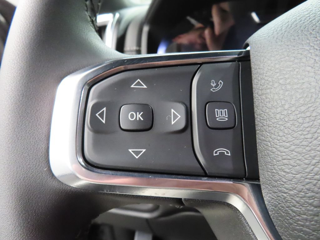 Used 2026 RAM 2500 Laramie AWD/4WD image 58