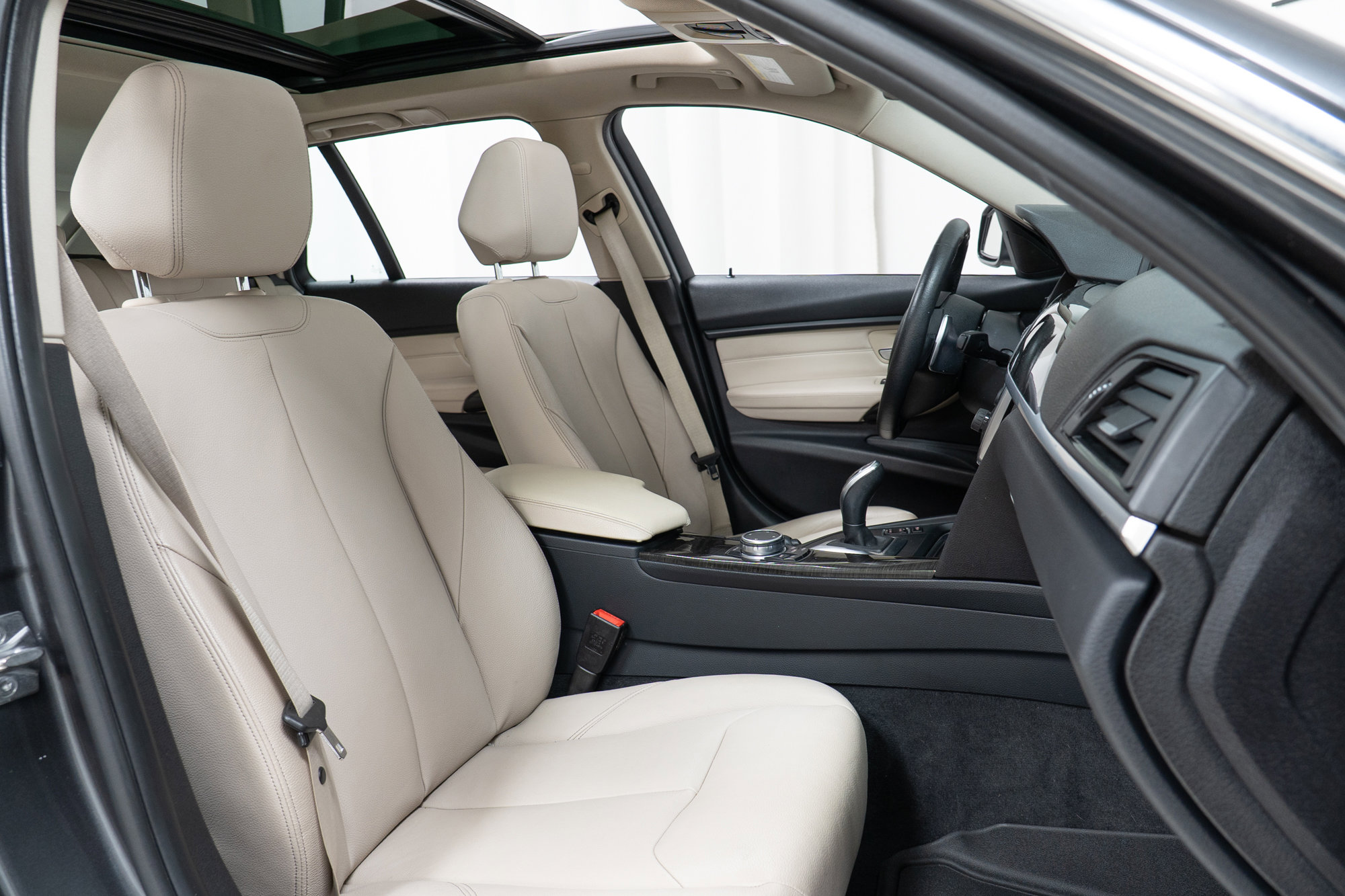 Used 2015 BMW 328i xDrive Wagon image 22