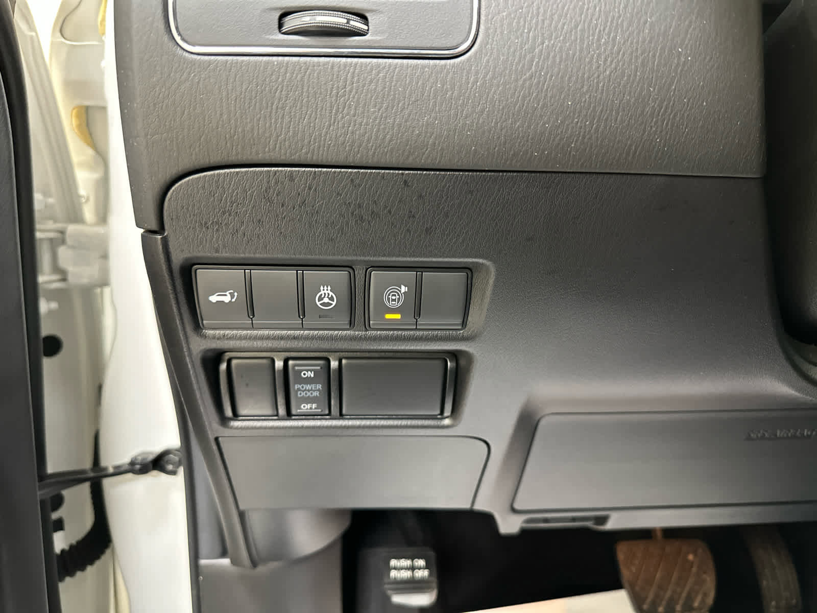 Certified 2024 Nissan Armada SL w/ Midnight Edition Package image 23