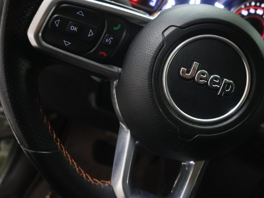 Used 2021 Jeep Gladiator Mojave AWD/4WD image 18