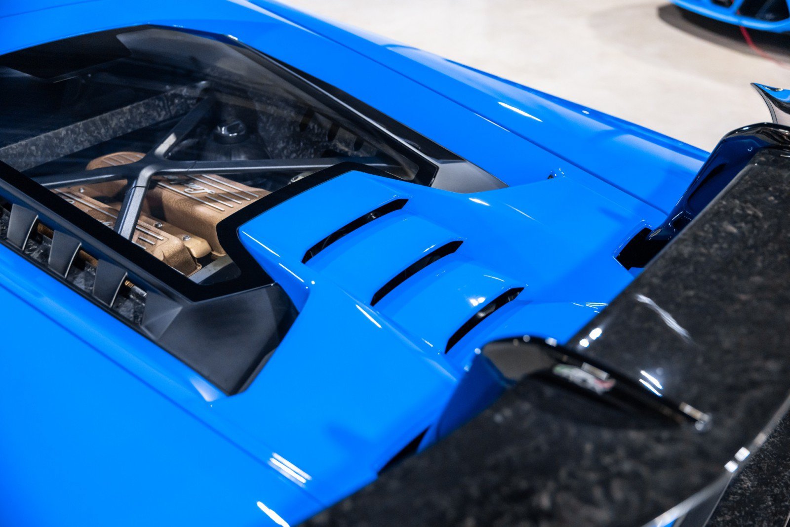 Used 2018 Lamborghini Huracan Performante AWD/4WD image 18