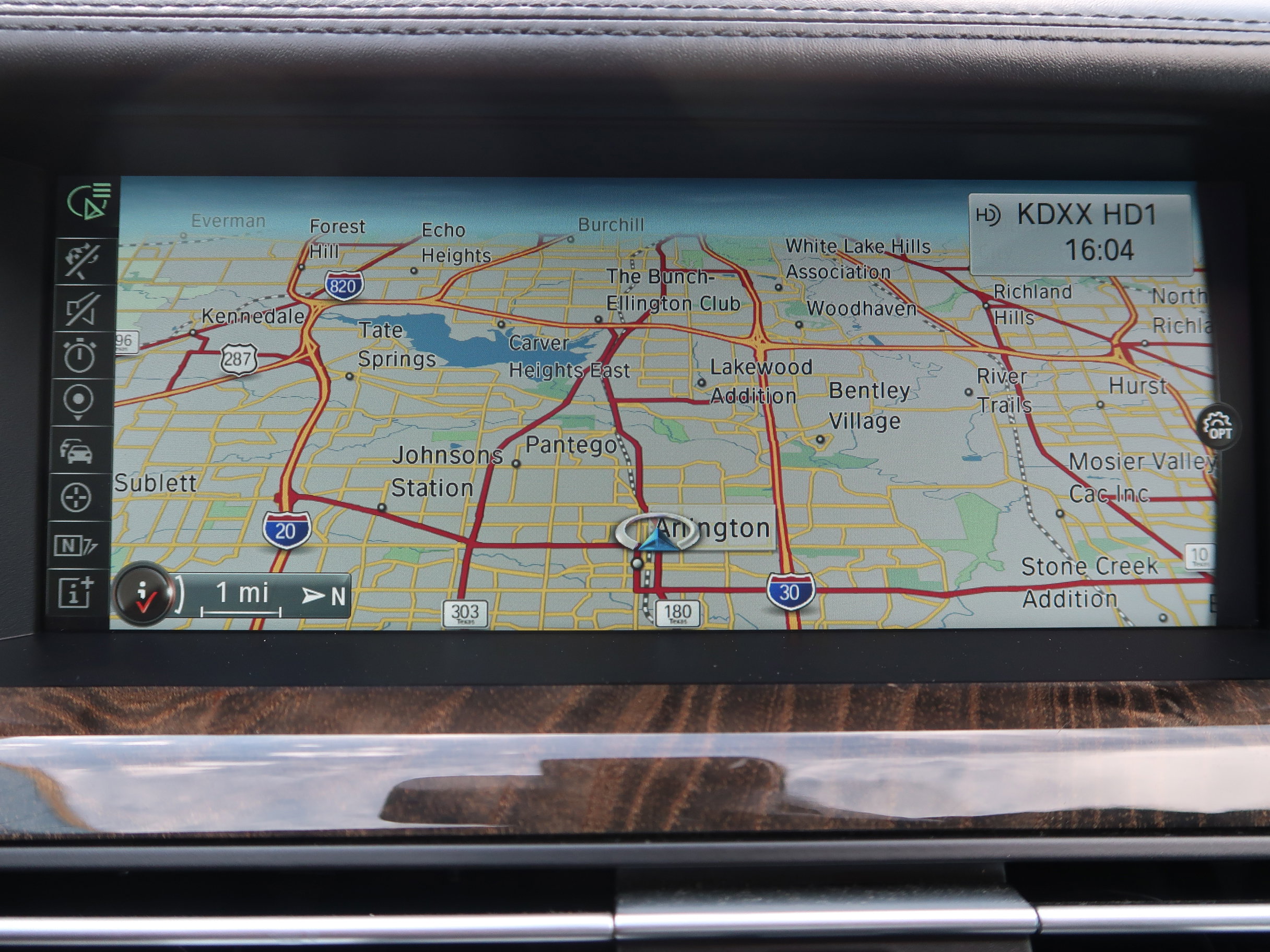 Used 2015 BMW 750Li image 17