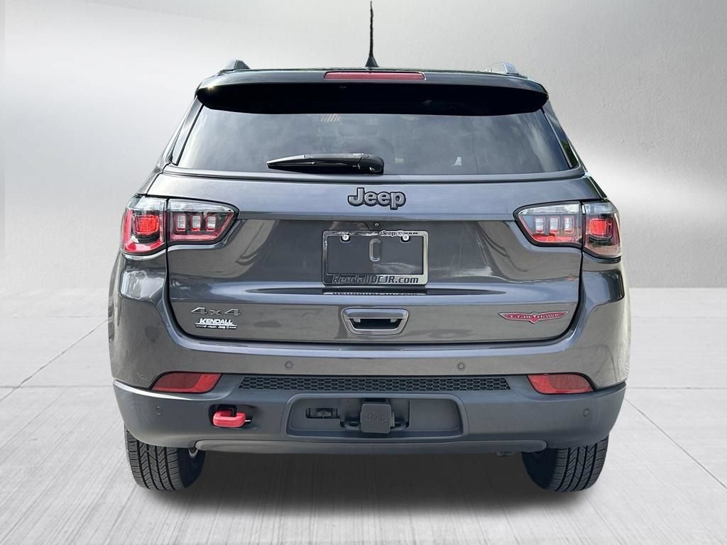 Used 2022 Jeep Compass Trailhawk w/ Sun and Sound Group AWD/4WD image 6