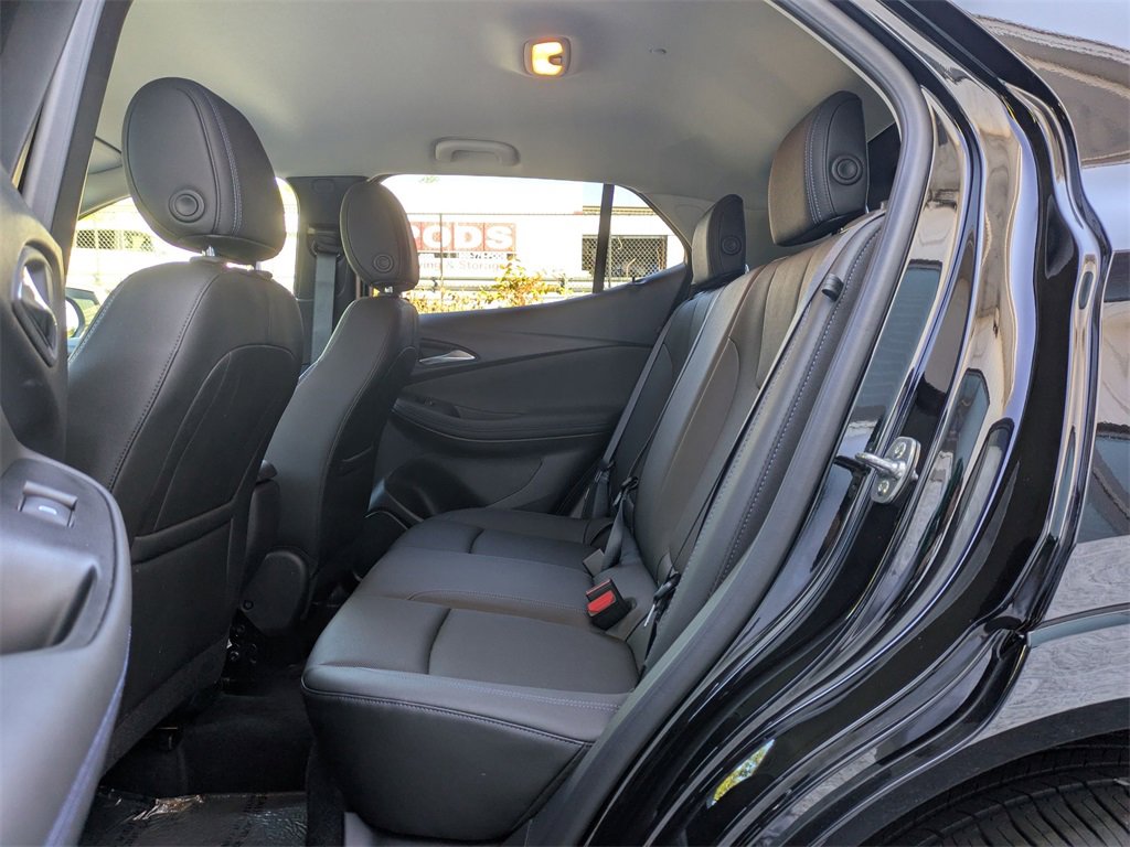 New 2025 Buick Encore GX Sport Touring image 9