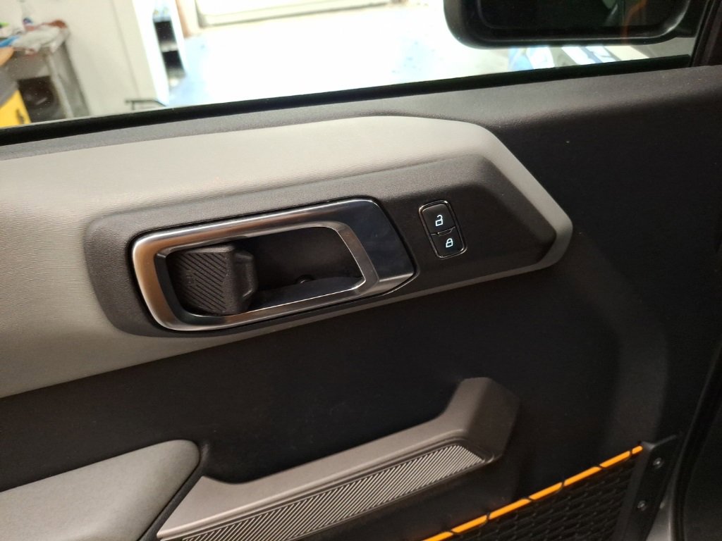 Used 2022 Ford Bronco Badlands w/ Sasquatch Package image 13