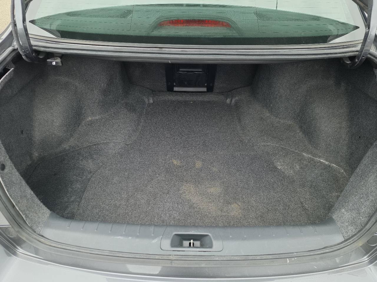 Used 2011 Honda Accord EX-L image 17