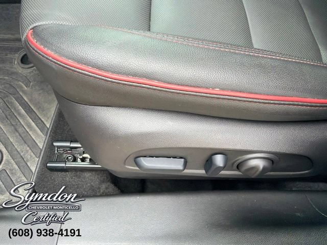Used 2024 Chevrolet TrailBlazer RS w/ Convenience Package AWD/4WD image 18