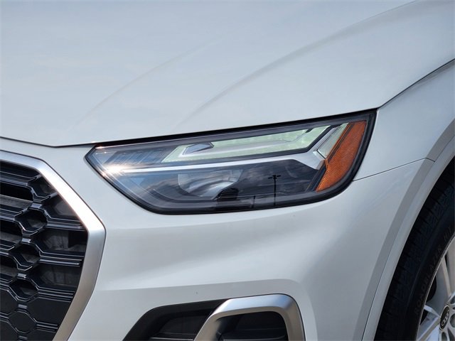 Used 2022 Audi Q5 2.0T Premium w/ Convenience Package image 9