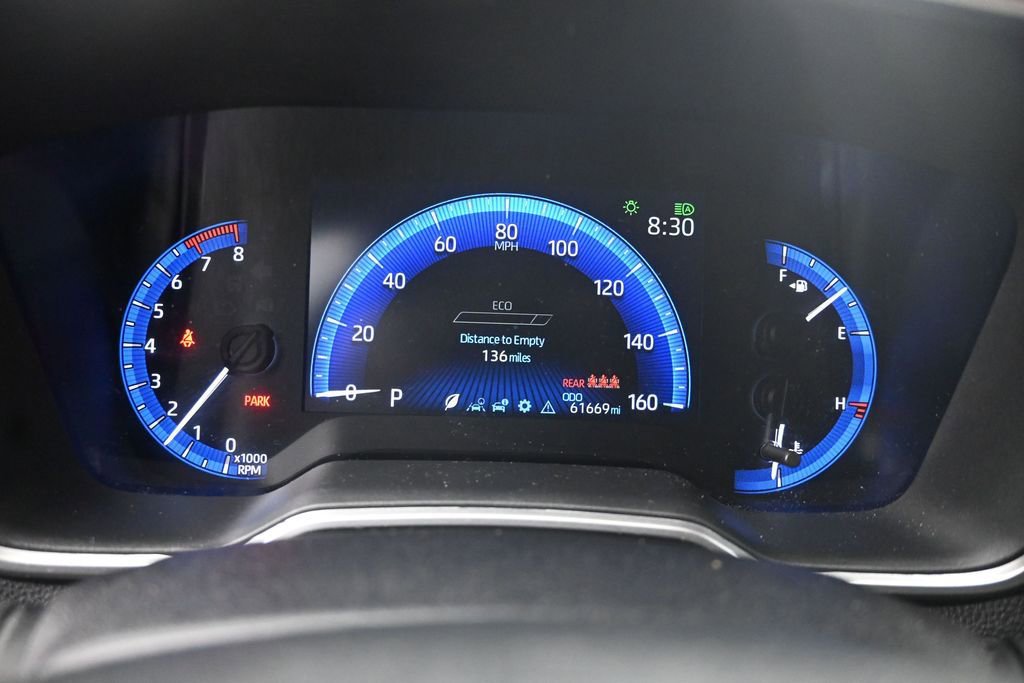 Used 2022 Toyota Corolla Cross XLE FWD image 18